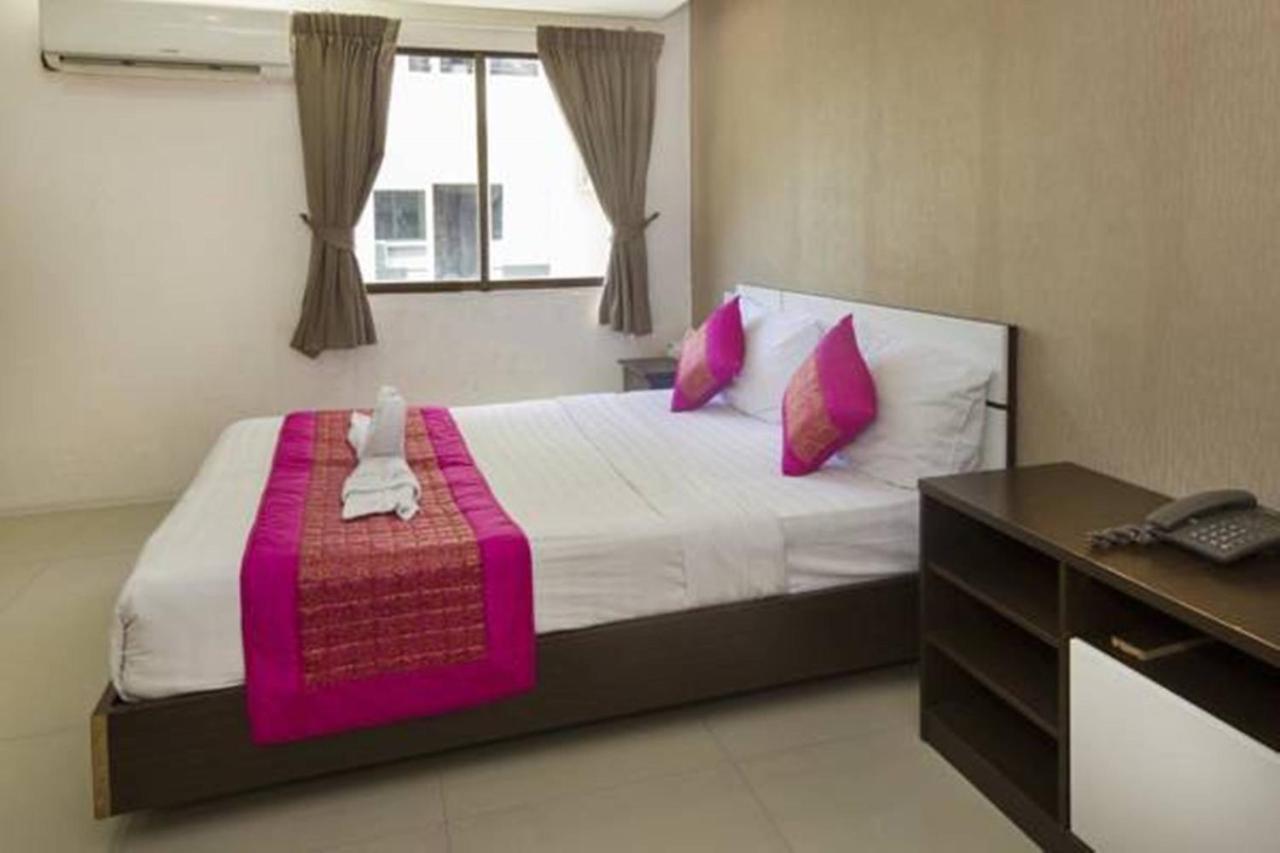 Hotel O Mahipalpur Inn New Delhi Buitenkant foto